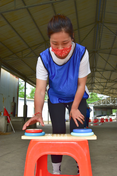 “武漢家多順團建活動”