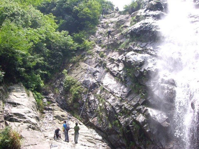 武漢拓展景區(qū)_蘄春藥王谷基地